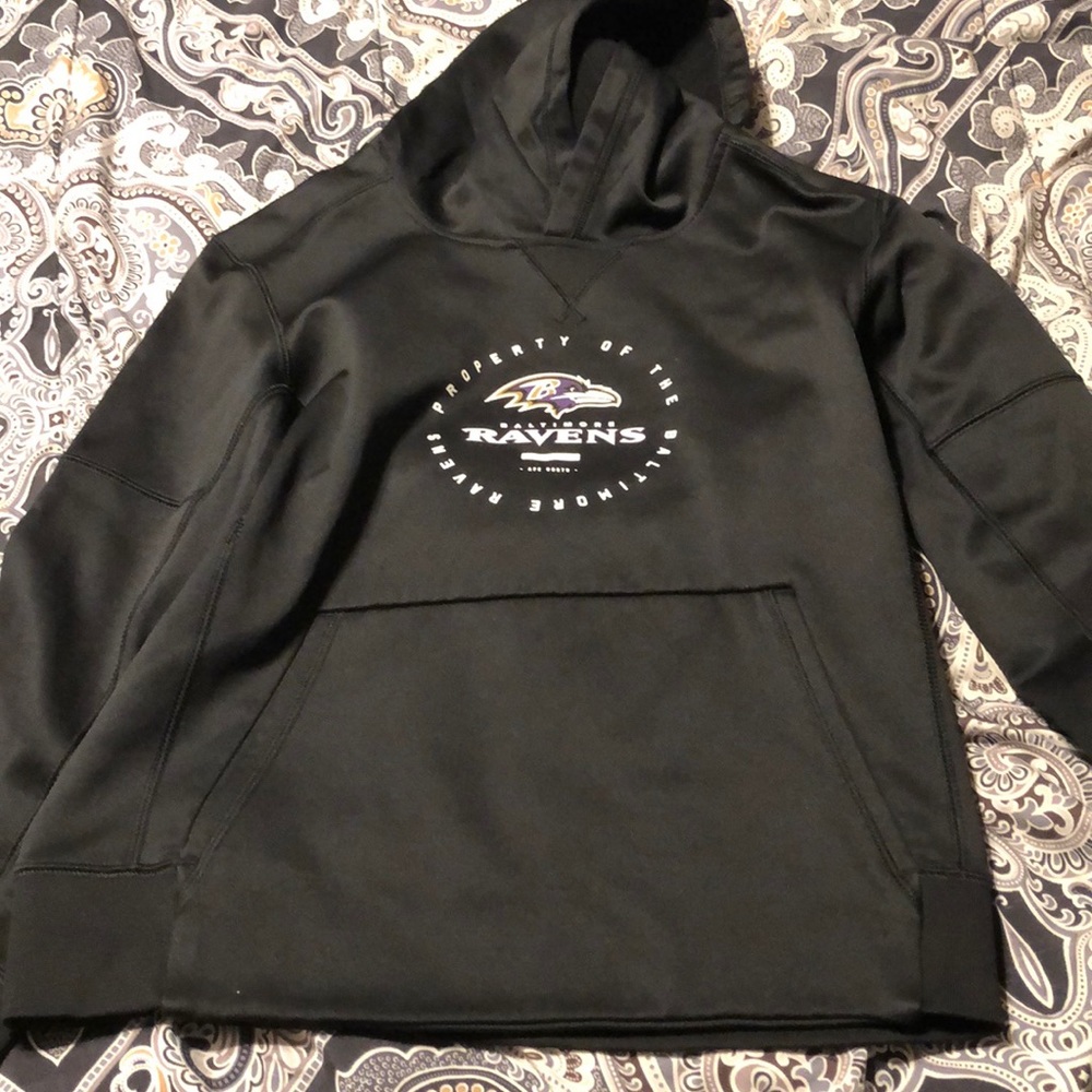 Boys raven sweatshirt